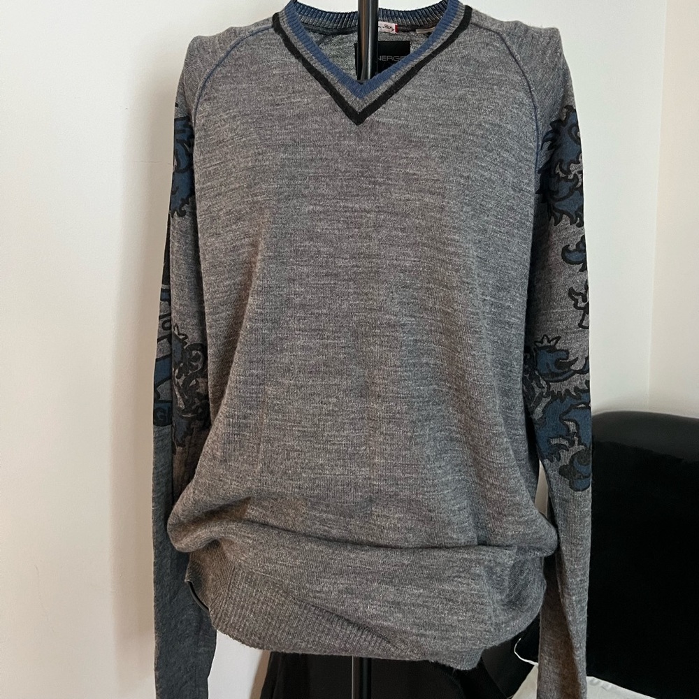 Men’s Energie fine merino V-neck sweater light weight XL slim fit